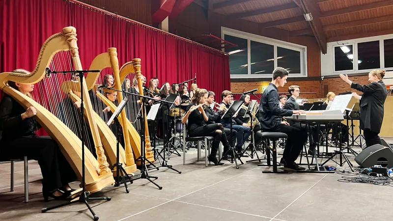 Ensemble LautStark & MS-Band – „The Best Of Bond“ (Choral Medley) (2)