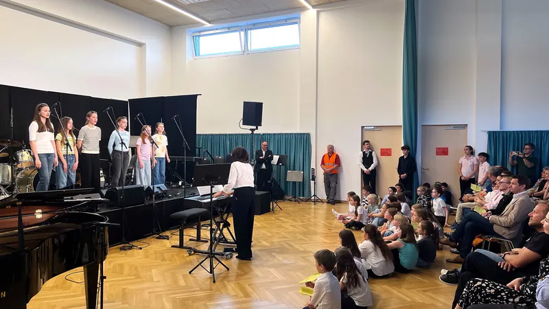 Jugendchor – »Happy« (Pharrell Williams)