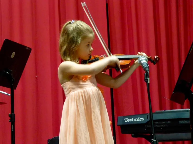 Linda Berger, Violine