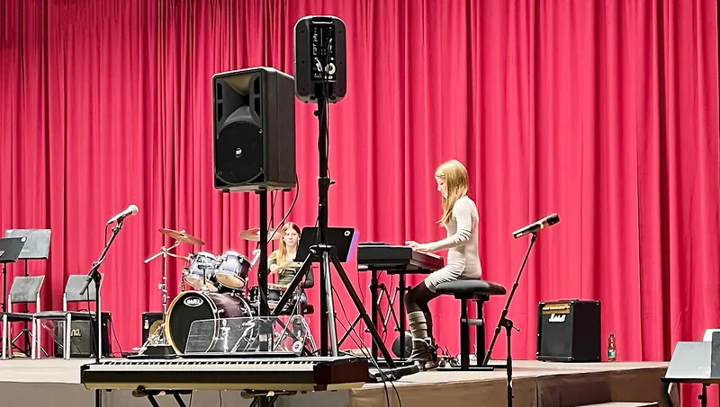 Piano und Schlagzeug