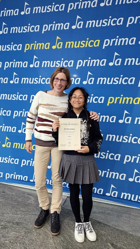Rose-Ann Joy Bacay – Klavier Solo, AG I, 1. Preis