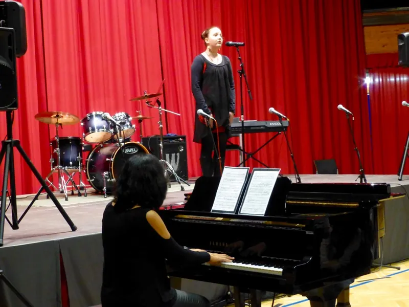 Tanja Weiss, Sologesang